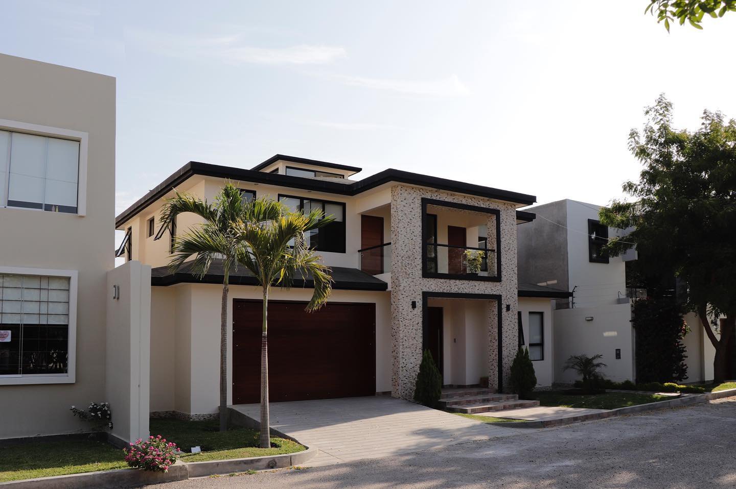 Residencia contemporánea presentada por YESARQ